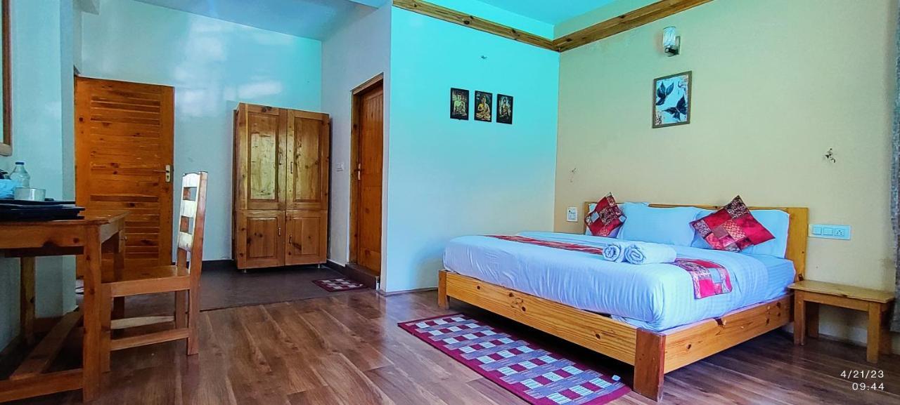 Tirthan Grand Riverside Banjār エクステリア 写真